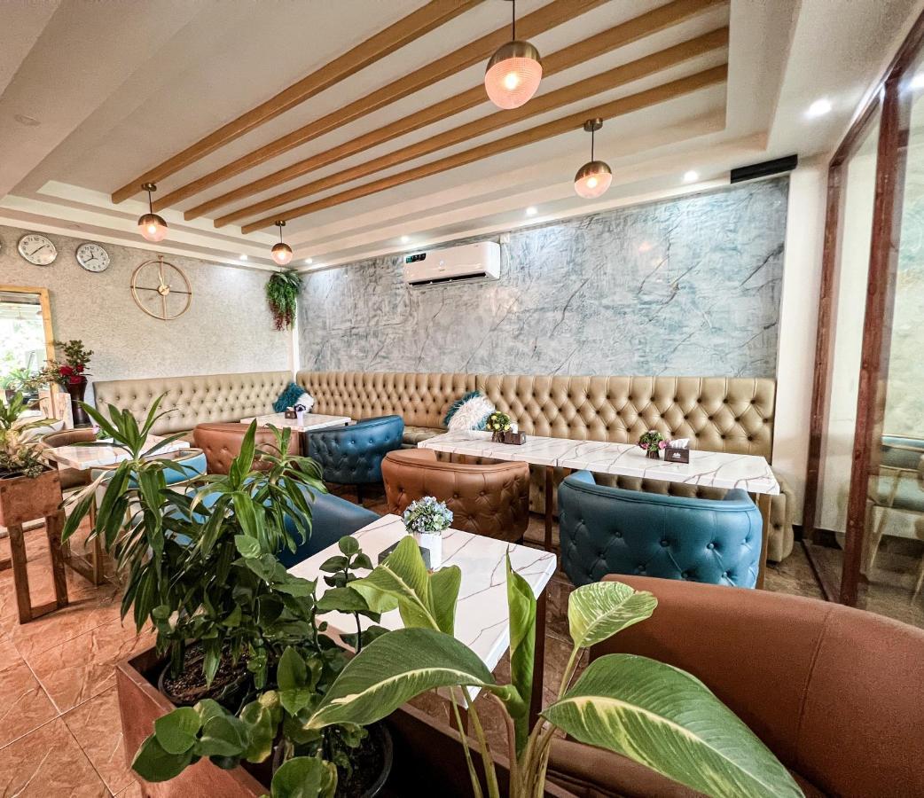 Vilu Rest Hotel Malé Buitenkant foto