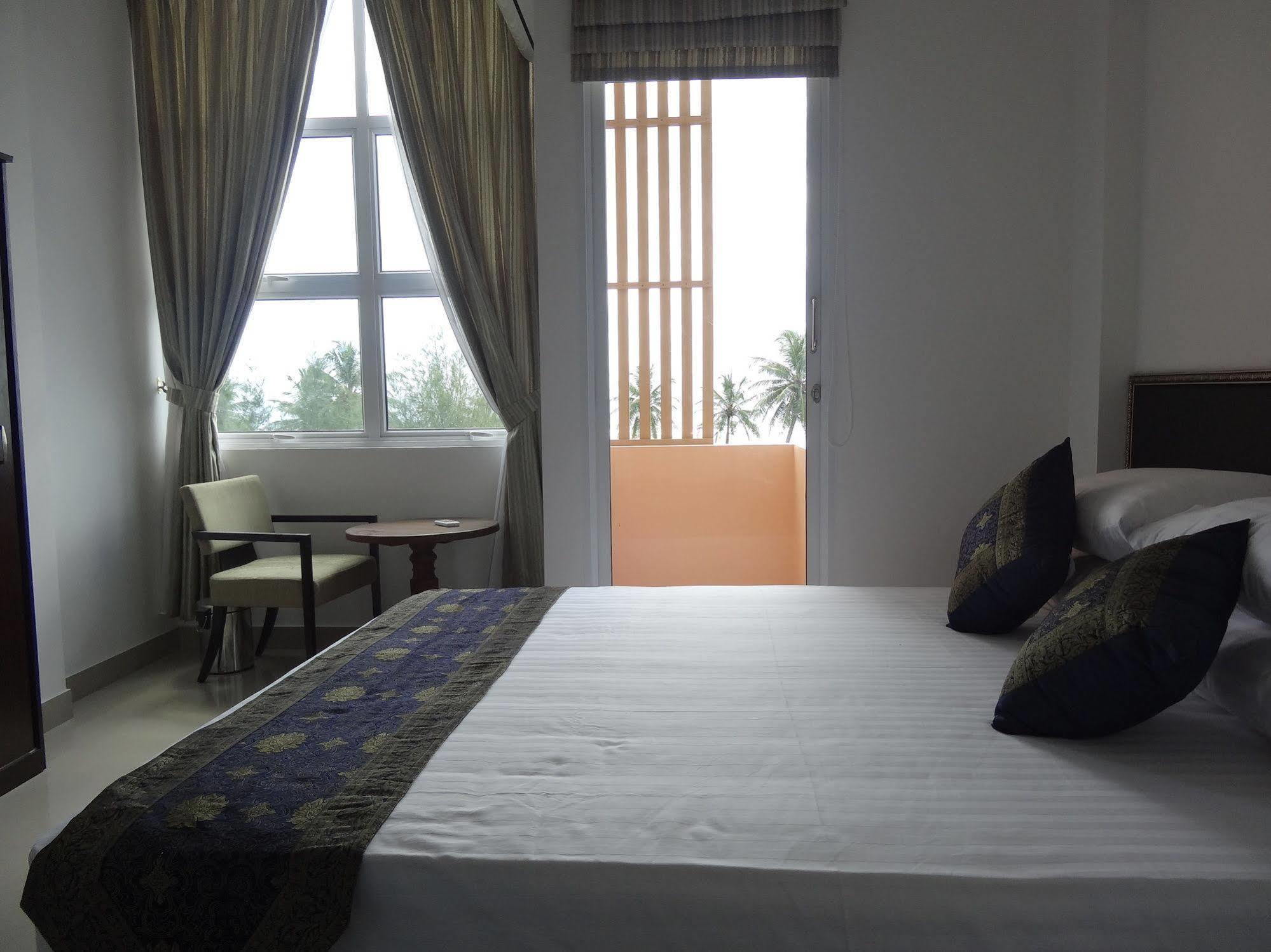 Vilu Rest Hotel Malé Buitenkant foto